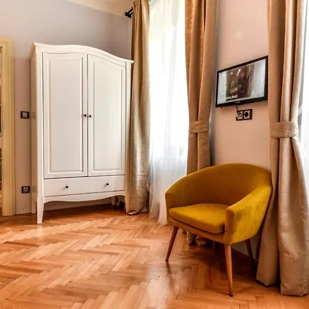 Prague Locals Monastery Apartments מראה חיצוני תמונה