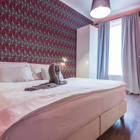 Prague Locals Monastery Apartments מראה חיצוני תמונה