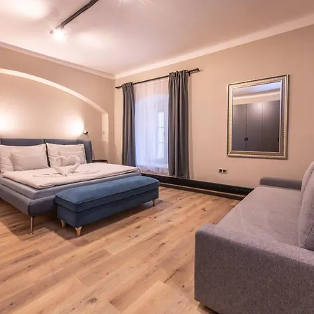 Prague Locals Monastery Apartments מראה חיצוני תמונה