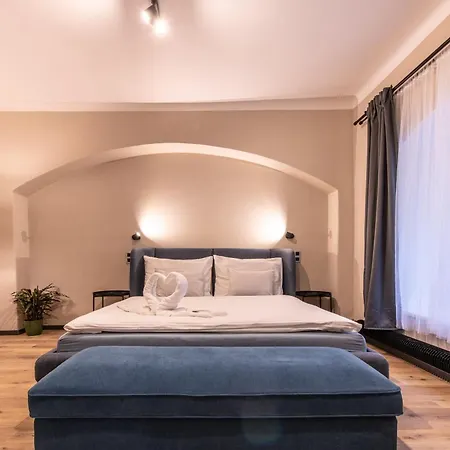 Prague Locals Monastery Apartments מראה חיצוני תמונה