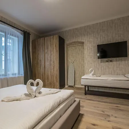 Prague Locals Monastery Apartments חדר תמונה